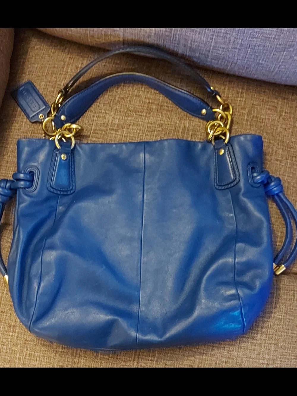 Coach Blue Leather Shoulder Bag with Gold Hardware - Picture 2 of 11